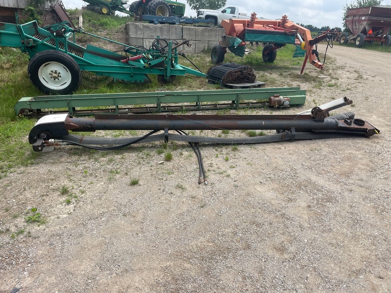 Augers/Conveyers  Belt Tube Conveyer - Hydraulic Drive - 6" x 15' Photo